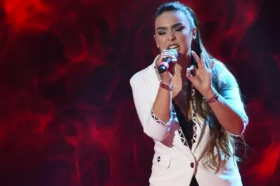 Esta noche: no te pierdas la entrevista en vivo con Ángela Leiva