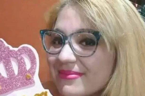 En Buenos Aires, un ex policía degolló a su hermana, mientras otros efectivos esperaban en la puerta