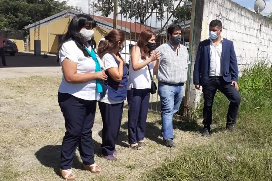 Las escuelas en Tucumán están sucias pero sin problemas de infraestructura, según un funcionario del PE