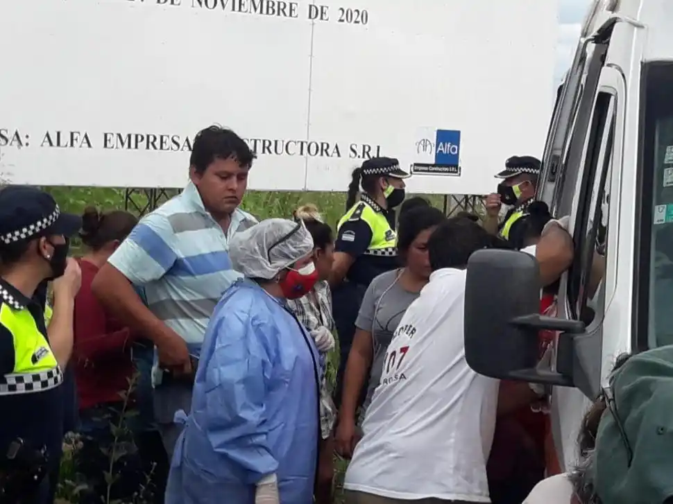 DOLOR INDESCRIPTIBLE. La madre de Brian Galván se desvaneció y fue asistida por el servicio 107.