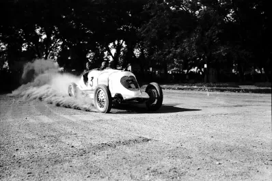Tucumán retro: se lanza el Gran Premio automovilístico