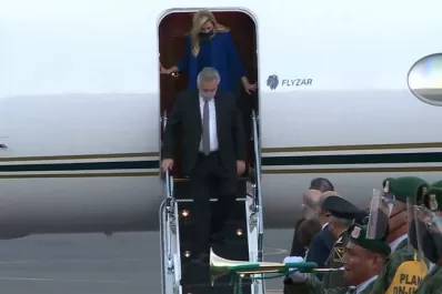 Alberto Fernández alquiló el avión de Messi por U$S 160.000 para viajar a México