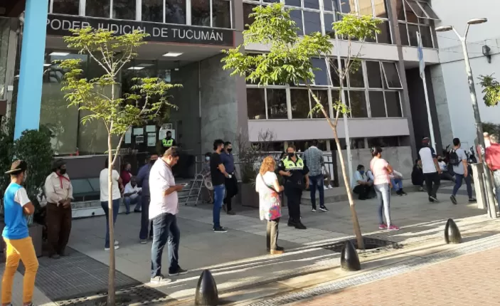 Un hombre acusado de estafas en Concepción seguirá detenido