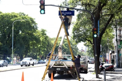Identifican con nuevos carteles calles que cruzan la Mate de Luna