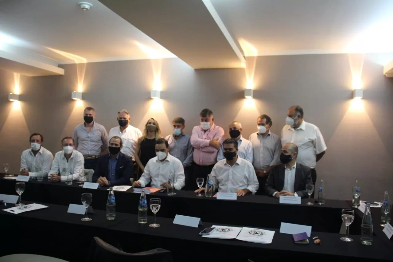 Uninoa se reunió con los gobernadores de Chaco y Corrientes