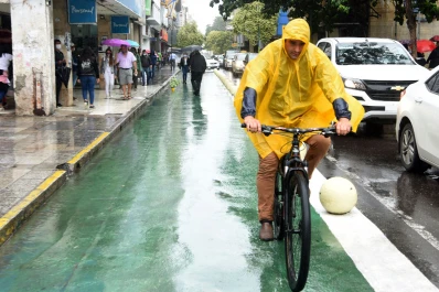 Lloviznas y descenso de la temperatura, el pronóstico del tiempo para hoy