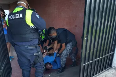 Yerba Buena: detuvieron a un hombre que intentó acuchillar a su esposa