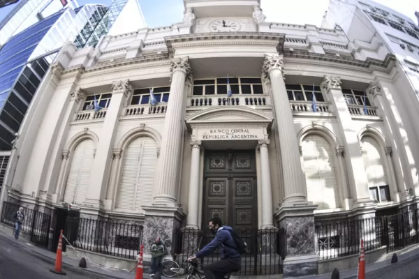 En febrero, el Tesoro logró $ 221.963 millones y sumó financiamiento extra de $ 43.250 millones