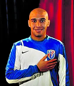 EXPERIENCIA. Villavicencio trabajó en el cuerpo técnico de Independiente.   