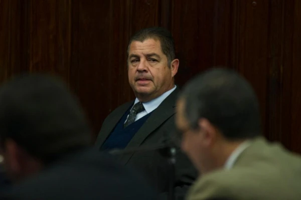 Hasta que no haga un tratamiento psicológico, el ex comisario Barrera seguirá preso