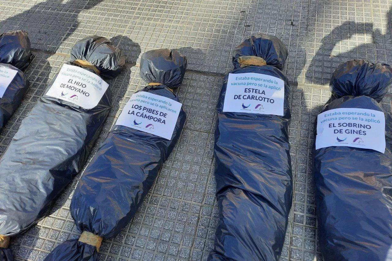 La furia de Alberto Fernández tras las bolsas mortuorias en Casa Rosada