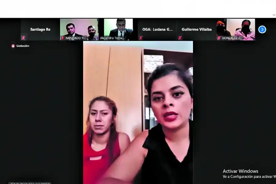 CONDENADA. Karen Daiana Frías (de rojo) fue encontrada partícipe necesario.  