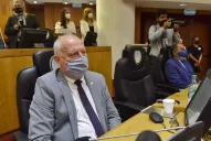 Es bueno que, por una vez, un ministro venga al recinto, expresó Ascárate