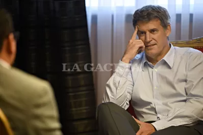 Alfonso Prat Gay sostiene que Massa intenta ocultar que impuso una nueva devaluación