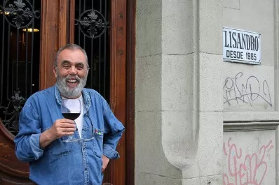 Chacho Matthews: La física y la literatura son buenas amigas mías