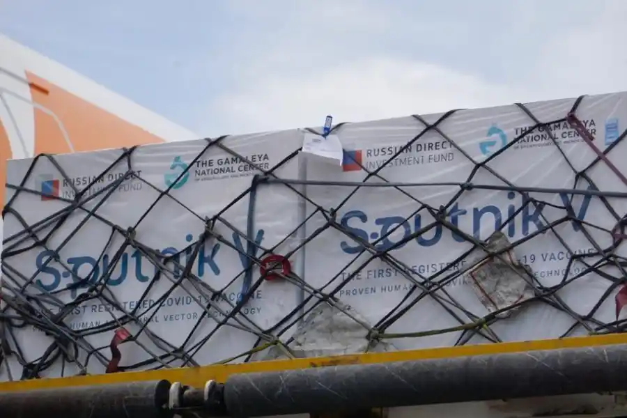 Covid-19: Maduro recibió la primera dosis de la vacuna Sputnik V