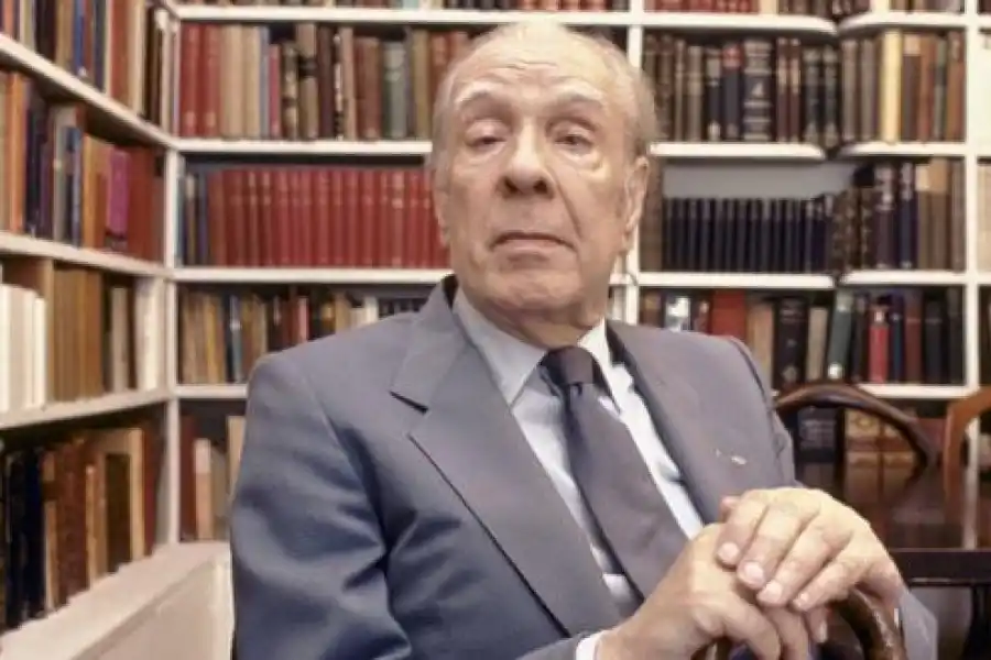 HALLAZGO. “Es mío, es mío; yo lo descubrí en la niñez”, escribió Borges. 