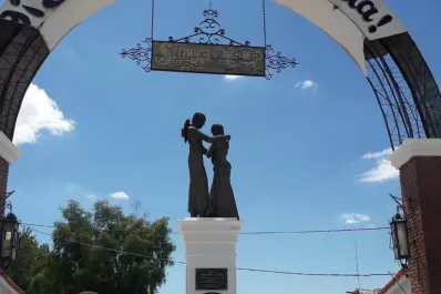 Simoca realizó un homenaje a Mercedes Sosa en la Feria