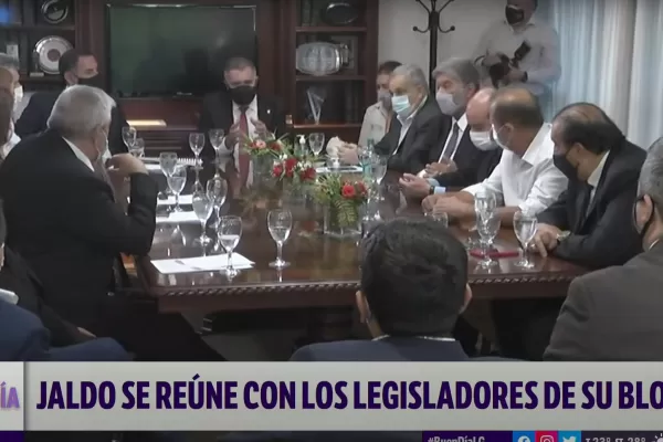 Video: Jaldo se reunió con los legisladores de su bloque y saludó a Cobos