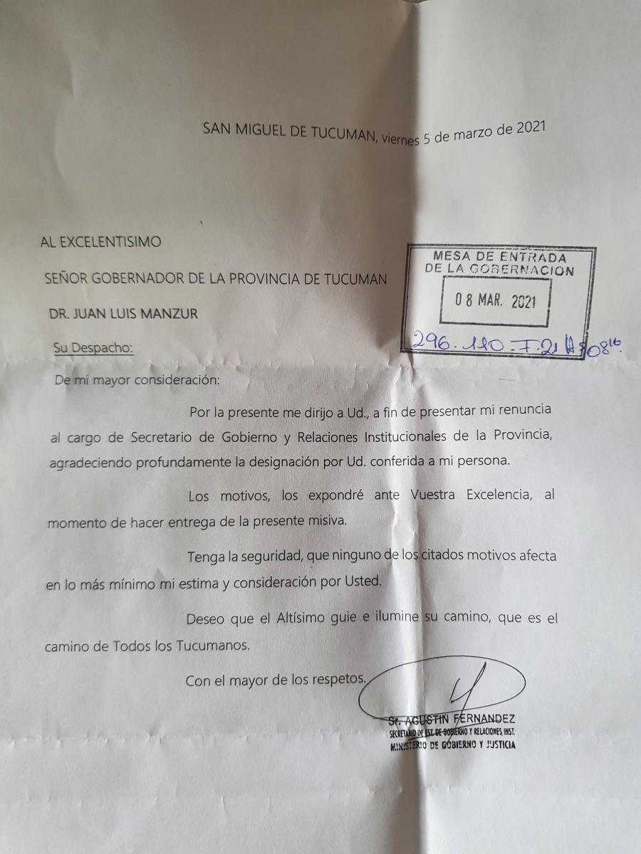 Tin Fernández niega haber sido echado por Manzur: presenté la renuncia, pero no fue aceptada