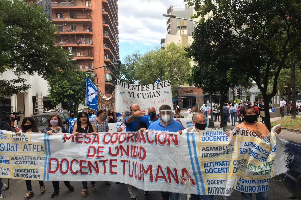 Protesta de la Mesa Coordinadora de Unidad Docente Tucumana.