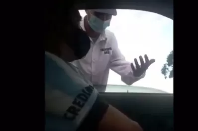 Video: filman a un municipal pidiendo coima a un conductor en Tucumán