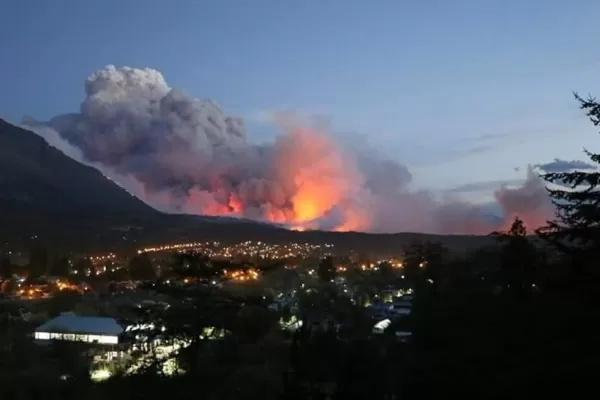 Video: hubo heridos y evacuados por nuevos incendios forestales en El Bolsón