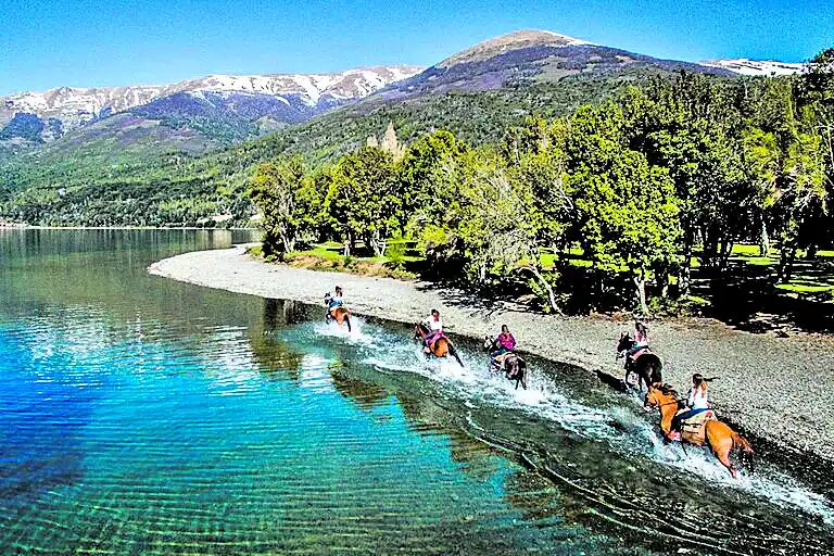 Egresados: viajar o no viajar es la cuestión