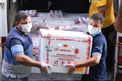 Con la llegada de 15.000 dosis de Sputnik V, hoy se reanuda la vacunación a mayores de 70