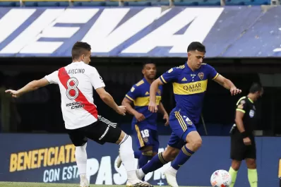 Video: los dos rebotes que salvaron a Boca en el superclásico