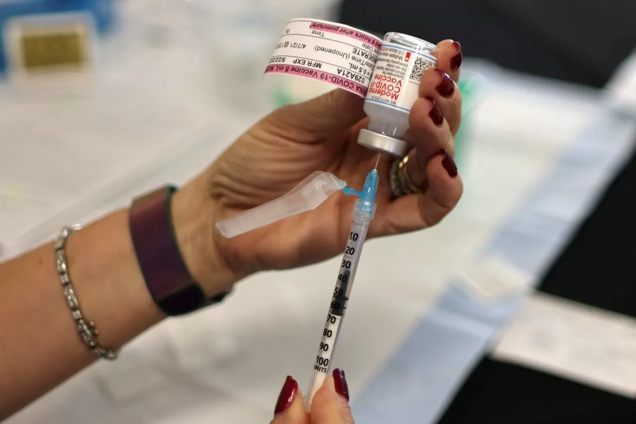 Moderna prueba una nueva vacuna contra el coronavirus que sería más fácil de distribuir