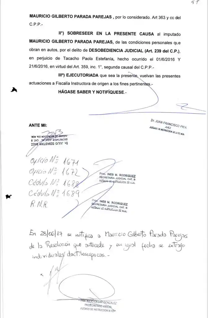 ÚLTIMA FOJA DEL SOBRESEIMIENTO. Facsímil del fallo emitido por Pisa.  