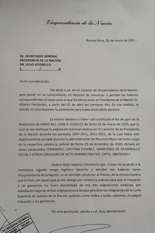 Cristina Kirchner renunció a su sueldo de vicepresidenta