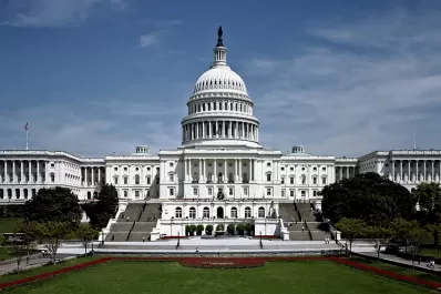 El Senado de EEUU confirmó al director de la CIA y al secretario de Salud