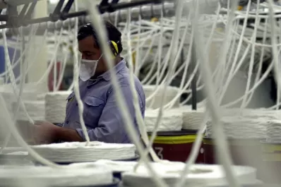 Un fabricante de Nike producirá medias en el país para ampliar exportaciones a la región