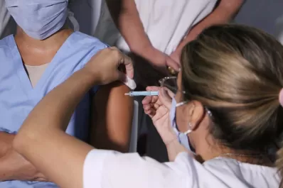 Chahla: ya colocamos más de 100.000 vacunas en Tucumán