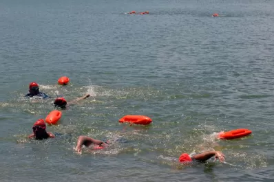 Lejos, pero con optimismo en el desafió de aguas abiertas en El Cadillal