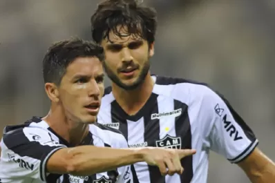Nacho Fernández brilló en el debut en Mineiro: marcó, asistió y le hicieron un penal