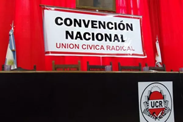 Fuerte rechazo de la Convención Nacional de la UCR contra una posible alianza con Bussi