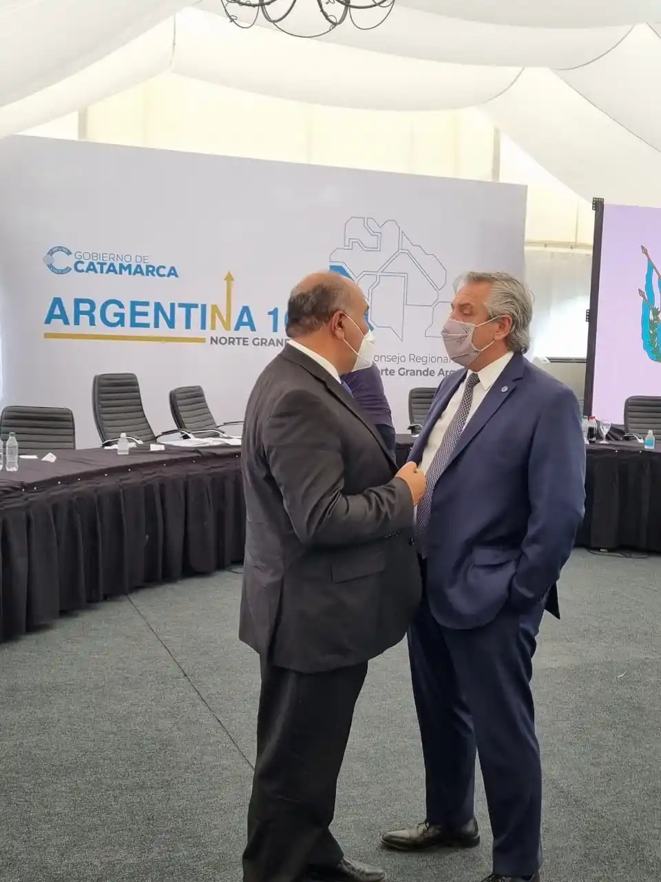 CHARLA. Manzur y Alberto Fernández se verán el lunes en un acto del PJ. 