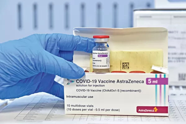 Tras actualizar los datos de un ensayo clínico, AstraZeneca indicó que su vacuna es 76% efectiva