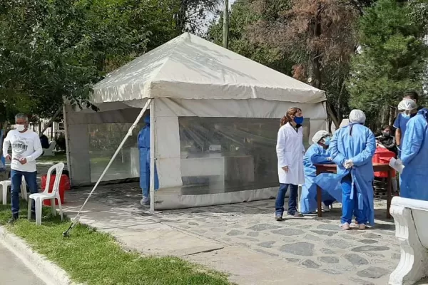 Chahla afirma que no se analizan restricciones para las actividades comerciales