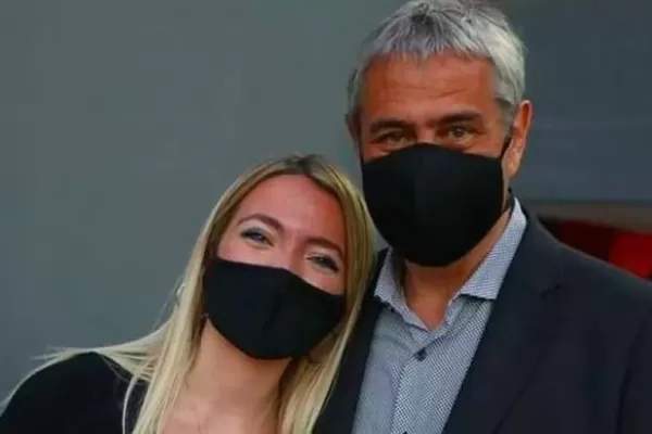 Nuevo escándalo: tiene 18 años, es militante kirchnerista y logró que la vacunen