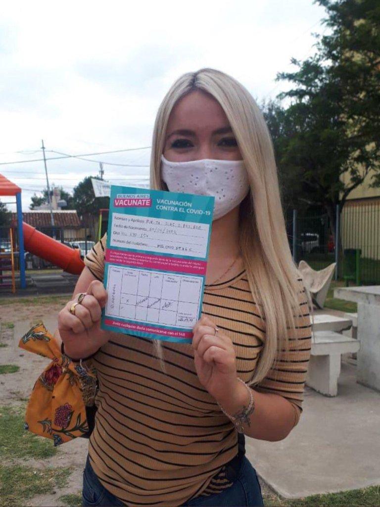Nuevo escándalo: tiene 18 años, es militante kirchnerista y logró que la vacunen