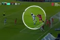 El claro penal a favor de Atlético que el árbitro no cobró