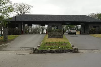 Surgen datos del millonario robo en una casa del country La Arboleda