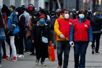 Por el aumento de los contagios de coronavirus, Chile confina al 70% de su población