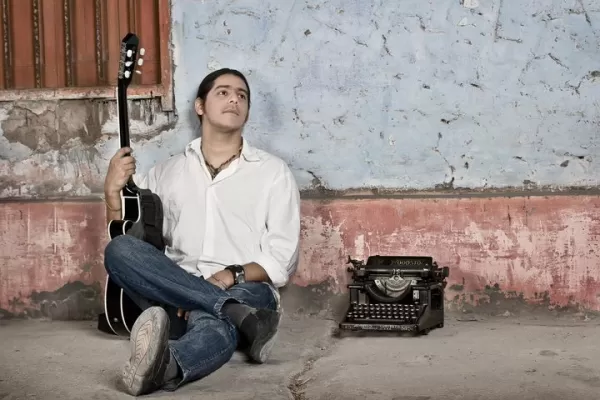 El festival de cantautores Víctor Jara invita a tres días de música on line