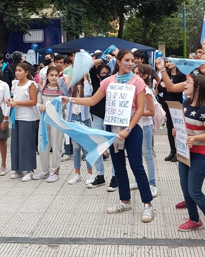 Marcha por la vida: tucumanos se expresaron contra el aborto en la plaza Urquiza