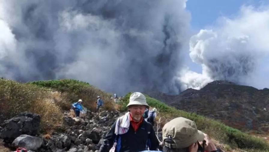 ANTECEDENTE. En 2014, una erupción del volcán Ontake había provocado la muerte de una cuarentena de personas.
